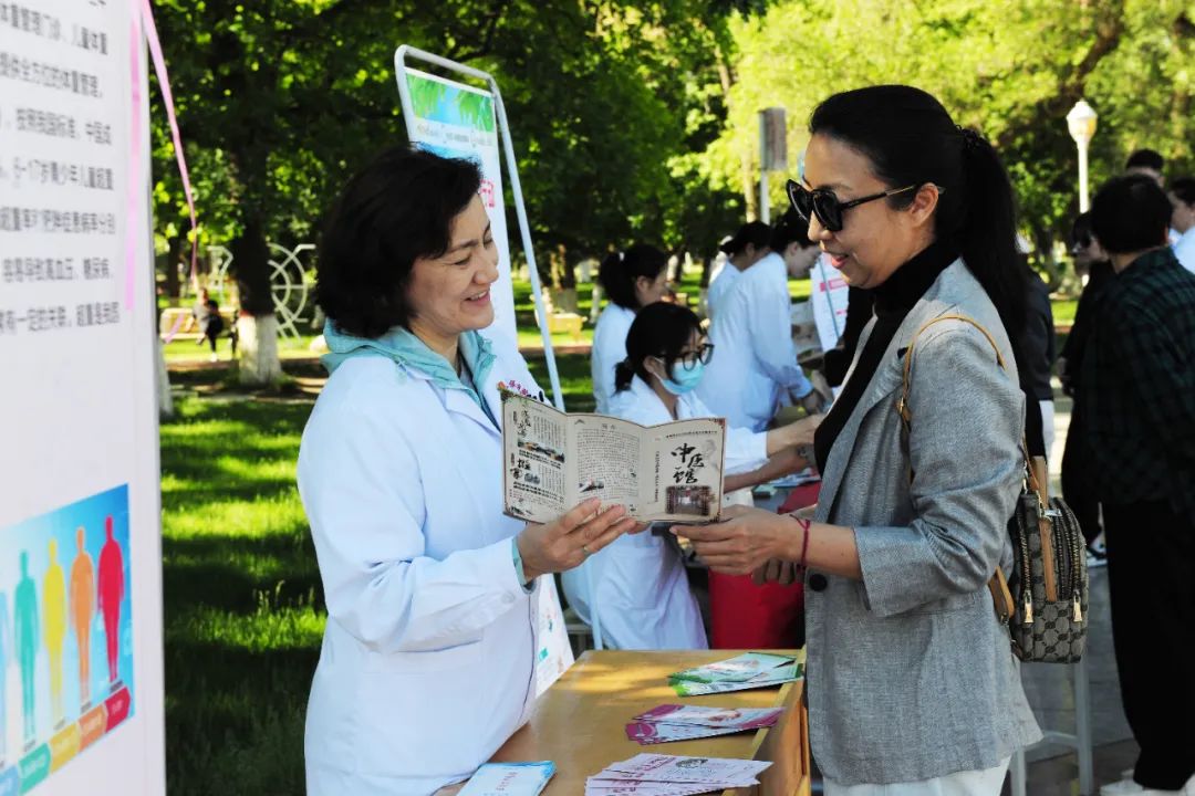 塔城地区启动2025年全民营养周暨“5·20”中国学生营养日活动，共筑营养健康新风尚